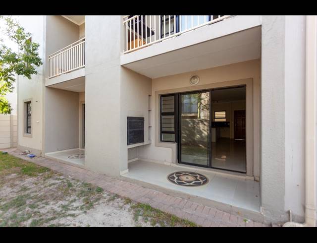 2 BEDROOM APARTMENT SOLD IN BURGUNDY ESTATE